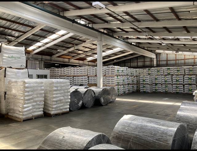 1,109M² WAREHOUSE TO LET IN NEW GERMANY